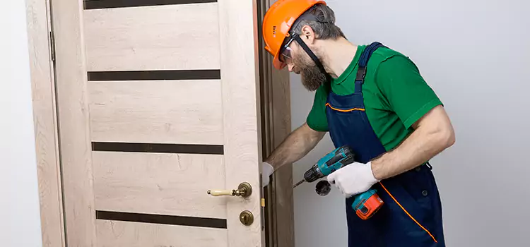 Replace Internal Door Handle with Lock Mira Loma